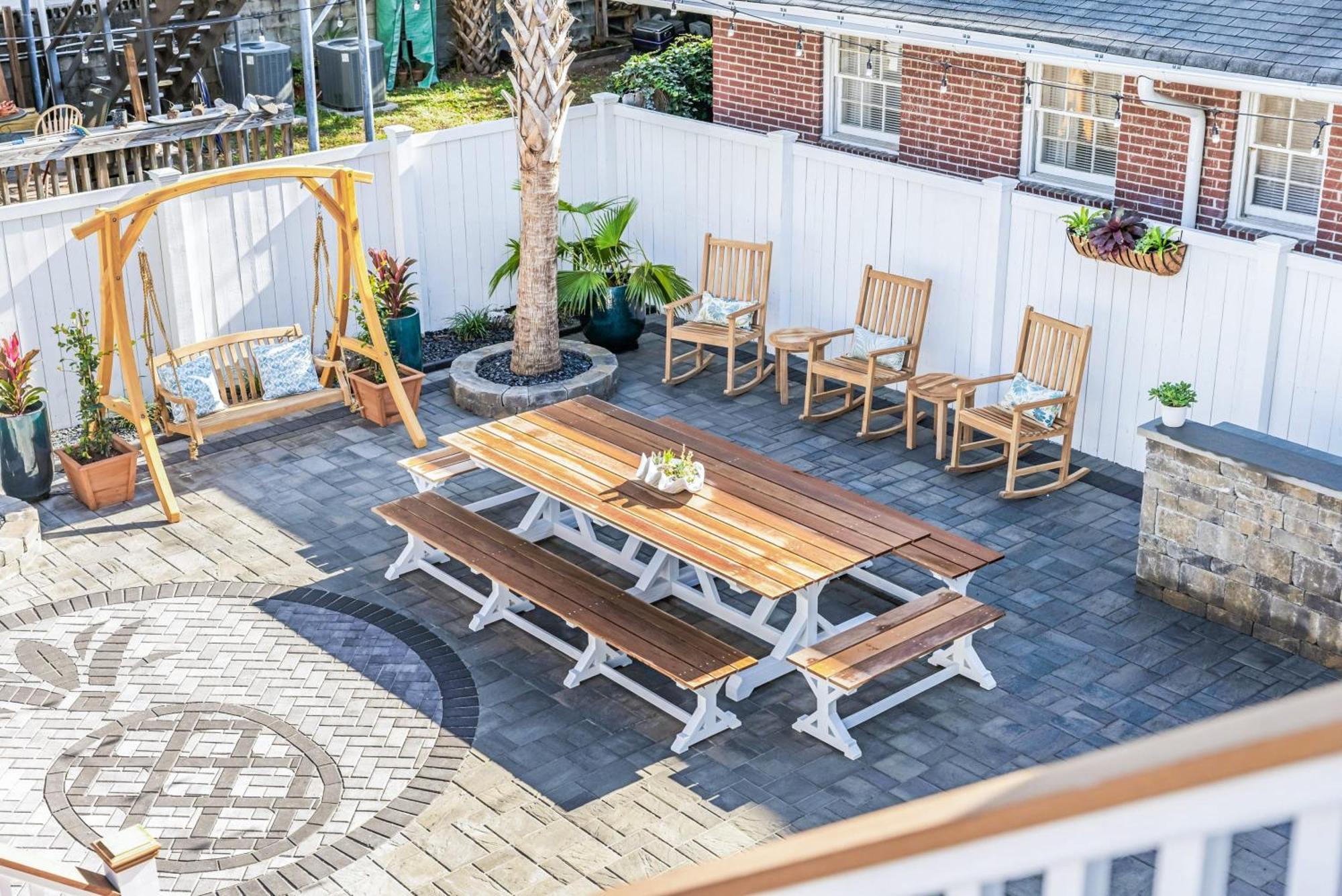 Charming Secluded Courtyard - 1 Block To King Villa Чарлстън Екстериор снимка